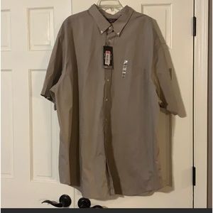 NWT Men’s 4XT Roundtree & Yorke travelSmart short sleeve dress shirt, tan